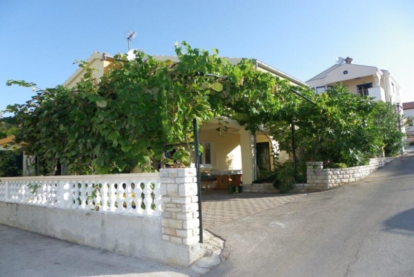 (1)H737 Haus House Kuća Kožino