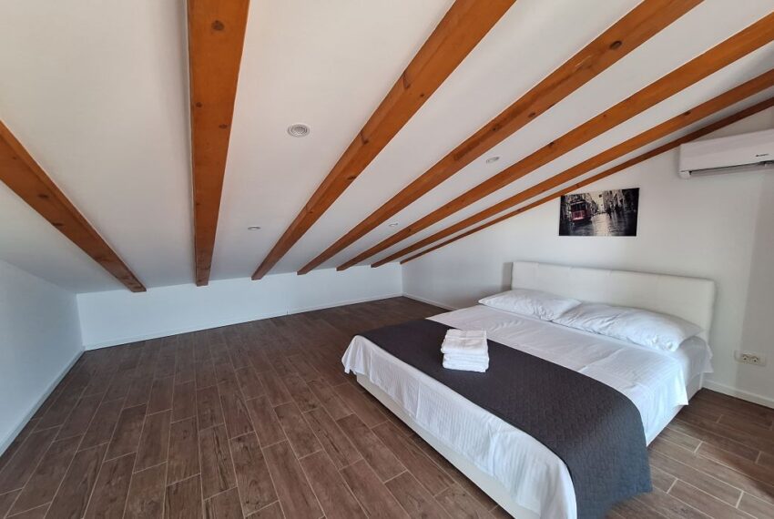 beautiful sea view house vinisce (4).jpg