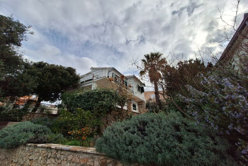 house with two apartments razanj (13).jpg