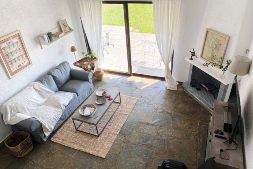LOUNGE-2-1024x716